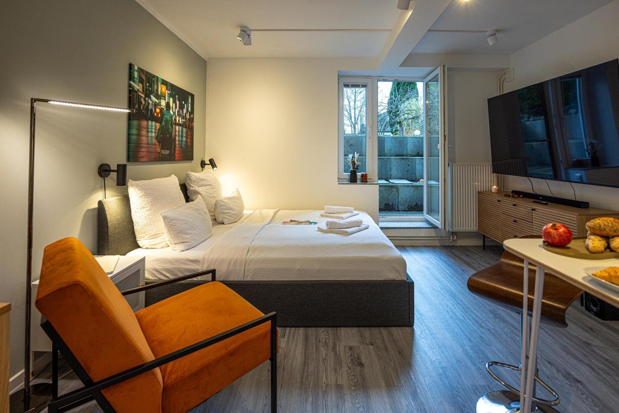 Have-A-Nice-Stay - Souterrain, Kino An Der Natur, U-Bahn Nach Hamburg 400M - Baecker & Restaurants 500M - Lidl 800M - Zentrum 1,5Km Ahrensburg Buitenkant foto