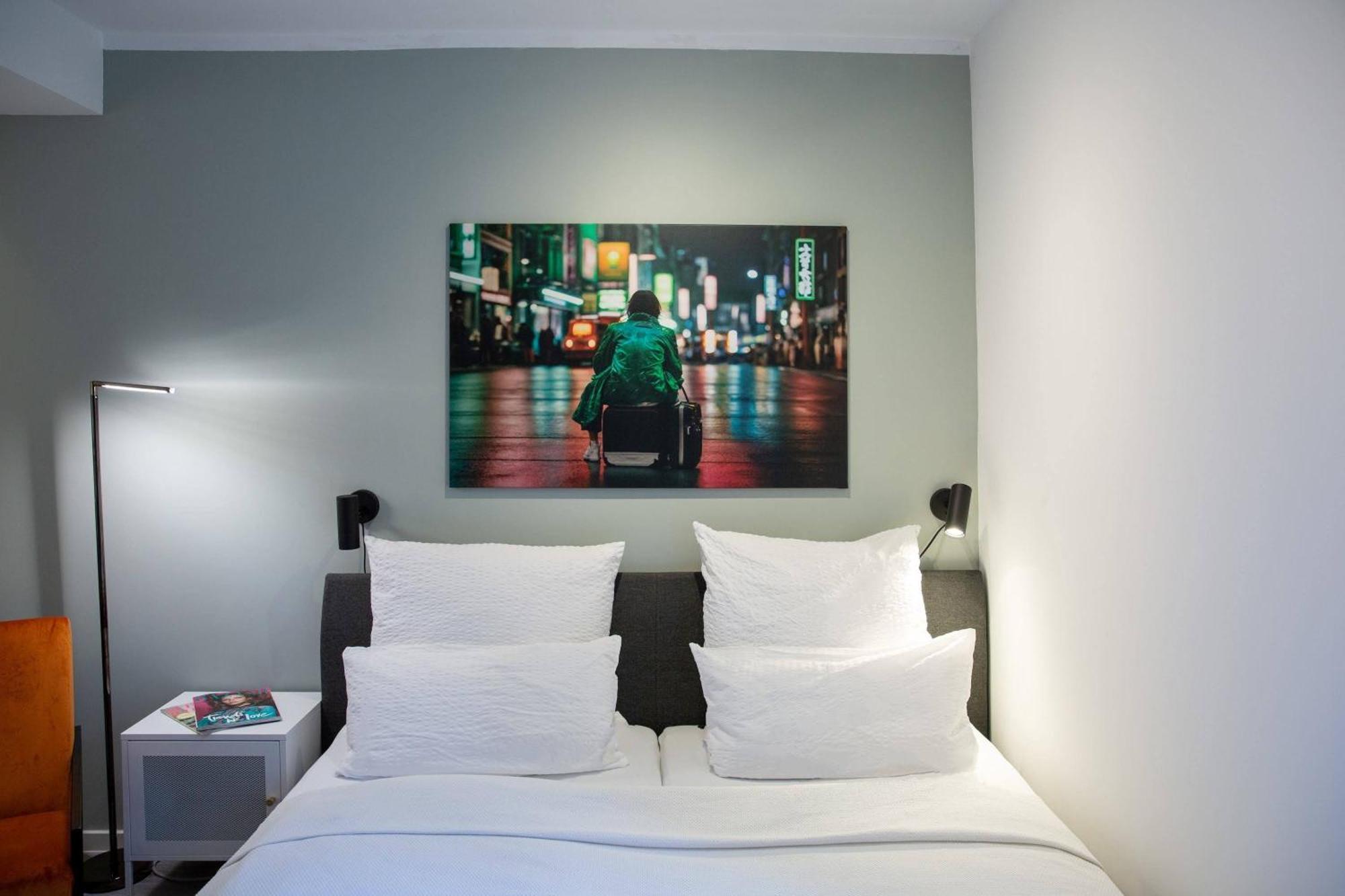 Have-A-Nice-Stay - Souterrain, Kino An Der Natur, U-Bahn Nach Hamburg 400M - Baecker & Restaurants 500M - Lidl 800M - Zentrum 1,5Km Ahrensburg Buitenkant foto
